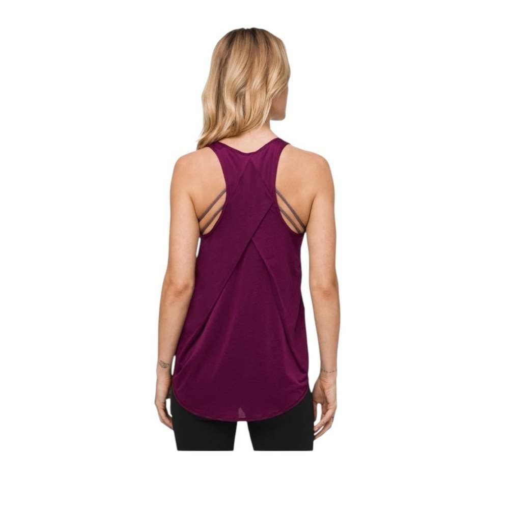 Lululemon Athletica Women's Essential Pleated Marvel Red Purple Tank M/L (8-10) - Picture 4 of 12